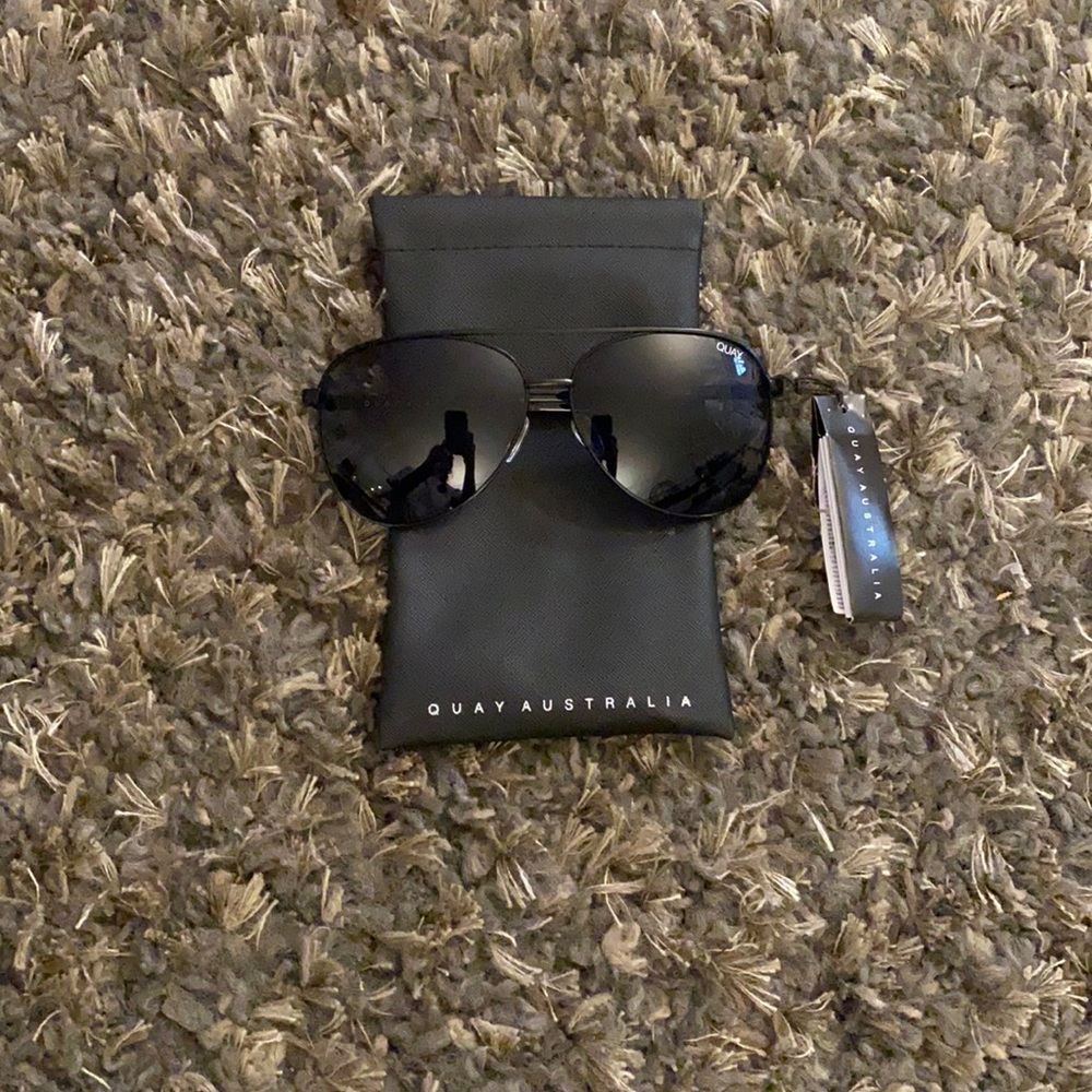 NWT Quay Australia “High Key” sunglasses